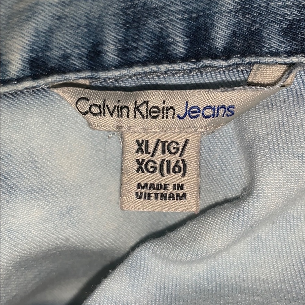 Jean Jacket - Picture 3 of 4